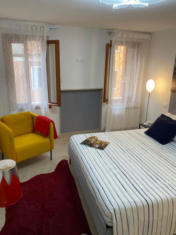 Casabella Chioggia Casa Indipendente Con Corte Esterno foto